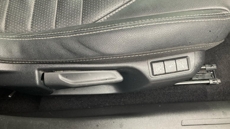 Vauxhall Mokka 100kW Ultimate 50kWh 5dr Auto Electric Hatchback